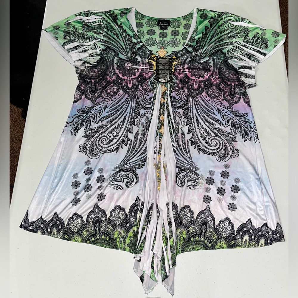 Simply Emma Boho Mandala Paisley Pleated V Neck Blouse